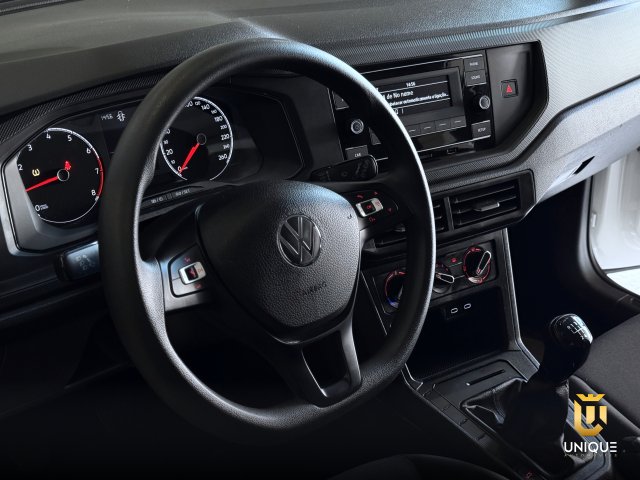 Volkswagen Polo 1.0 MPI TRACK MANUAL 2024 branco à venda na Unique Automóveis em Indaiatuba — foto 15