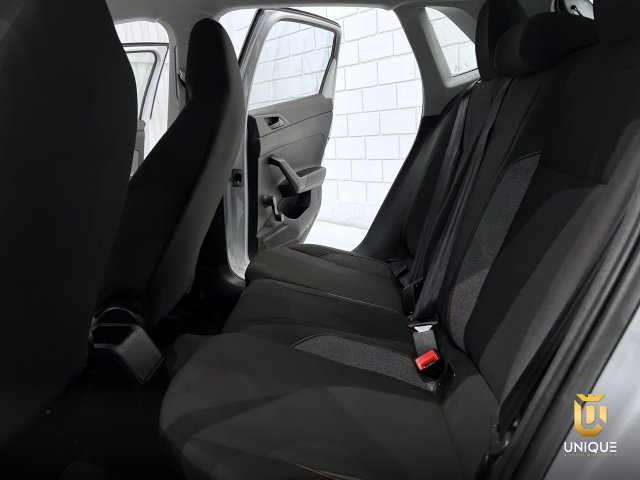 Volkswagen Polo 1.0 MPI MANUAL 2023 prata à venda na Unique Automóveis em Indaiatuba — foto 12