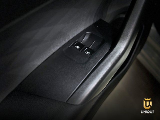 Volkswagen Polo 1.0 MPI MANUAL 2023 prata à venda na Unique Automóveis em Indaiatuba — foto 16