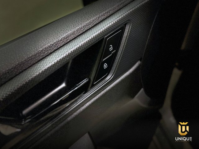 Volkswagen Polo 1.0 MPI MANUAL 2023 prata à venda na Unique Automóveis em Indaiatuba — foto 20