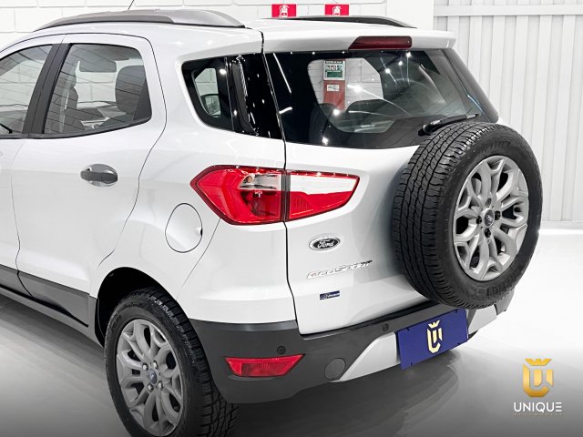 Ford Ecosport 1.6 FREESTYLE 16V FLEX 4P MANUAL 2012/2013 prata à venda na Unique Automóveis em Indaiatuba — foto 9