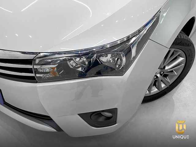 Toyota Corolla 2.0 XEI 16V FLEX 4P AUTOMÁTICO 2016/2017 prata à venda na Unique Automóveis em Indaiatuba — foto 3