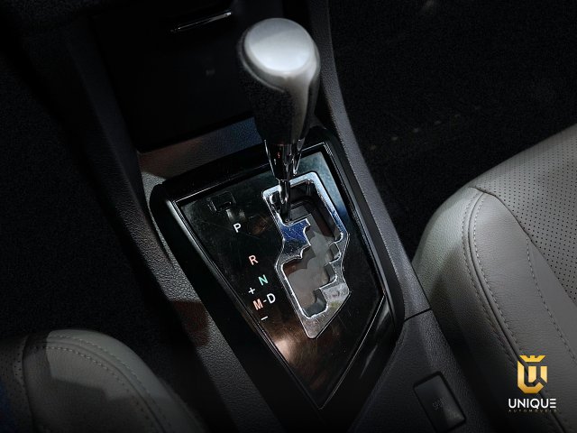 Toyota Corolla 2.0 XEI 16V FLEX 4P AUTOMÁTICO 2016/2017 prata à venda na Unique Automóveis em Indaiatuba — foto 11