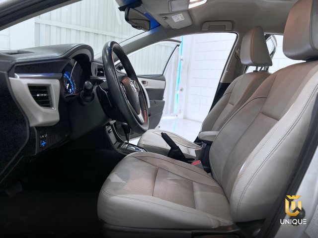 Toyota Corolla 2.0 XEI 16V FLEX 4P AUTOMÁTICO 2016/2017 prata à venda na Unique Automóveis em Indaiatuba — foto 20