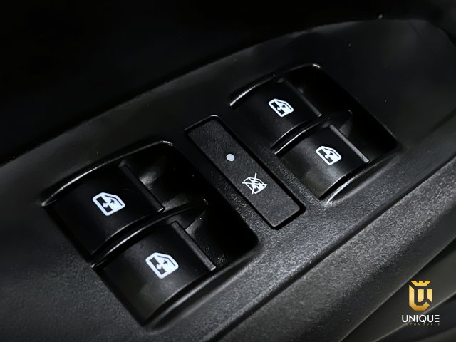 Fiat Cronos 1.0 FIREFLY FLEX DRIVE MANUAL 2023/2024 cinza à venda na Unique Automóveis em Indaiatuba — foto 11