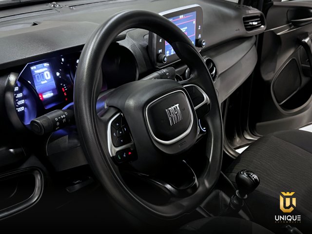 Fiat Cronos 1.0 FIREFLY FLEX DRIVE MANUAL 2023/2024 cinza à venda na Unique Automóveis em Indaiatuba — foto 13