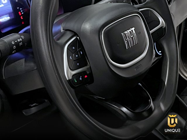 Fiat Cronos 1.0 FIREFLY FLEX DRIVE MANUAL 2023/2024 cinza à venda na Unique Automóveis em Indaiatuba — foto 17