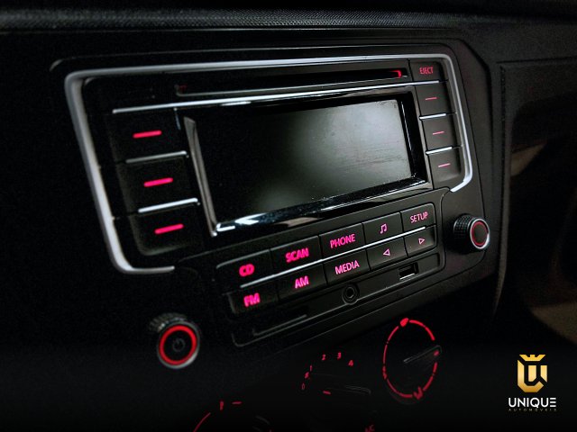 Volkswagen Gol 1.0 12V MPI TOTALFLEX 4P MANUAL 2022/2023 branco à venda na Unique Automóveis em Indaiatuba — foto 11