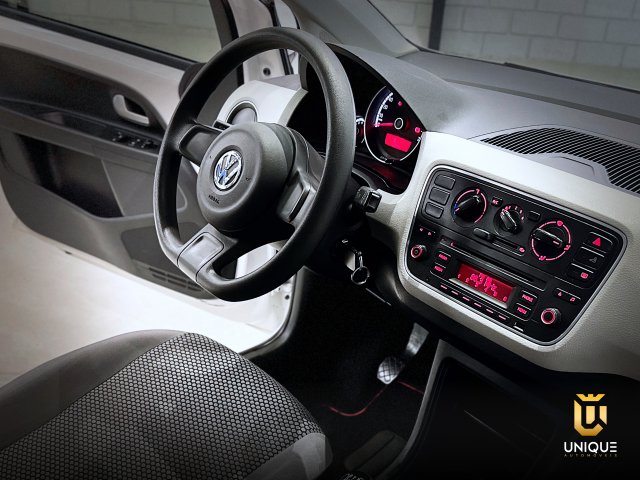 Volkswagen Up 1.0 MPI MOVE UP 12V FLEX 4P MANUAL 2016 branco à venda na Unique Automóveis em Indaiatuba — foto 18