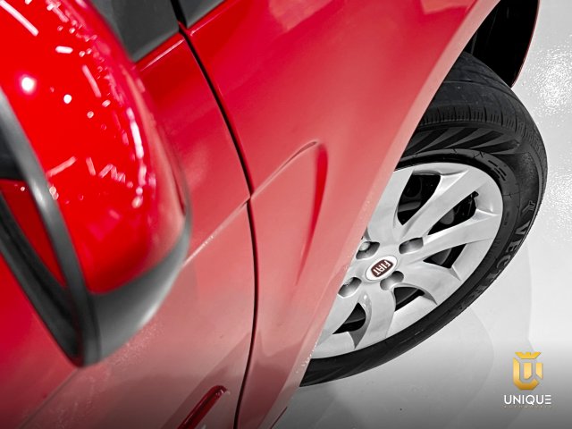 Fiat Palio 1.0 MPI ATTRACTIVE 8V FLEX 4P MANUAL 2017 vermelho à venda na Unique Automóveis em Indaiatuba — foto 8