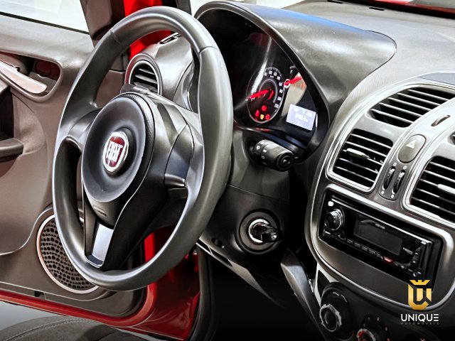 Fiat Palio 1.0 MPI ATTRACTIVE 8V FLEX 4P MANUAL 2017 vermelho à venda na Unique Automóveis em Indaiatuba — foto 12