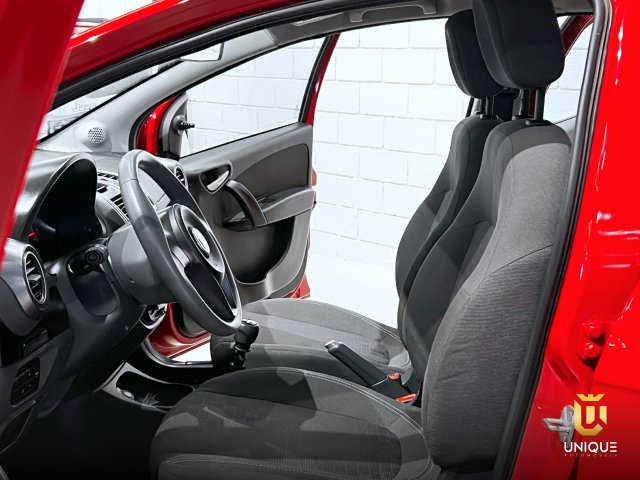 Fiat Palio 1.0 MPI ATTRACTIVE 8V FLEX 4P MANUAL 2017 vermelho à venda na Unique Automóveis em Indaiatuba — foto 19
