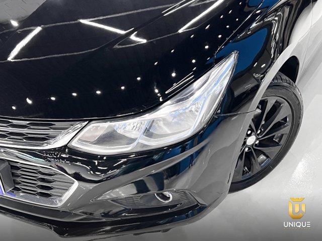 Chevrolet Cruze Sedan 1.4 TURBO LT 16V FLEX 4P AUTOMÁTICO 2016/2017 preto à venda na Unique Automóveis em Indaiatuba — foto 3