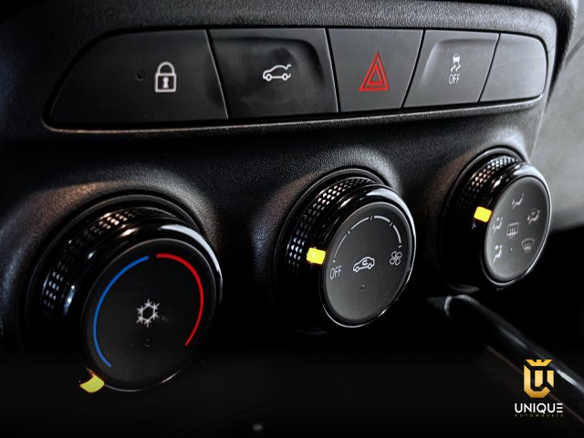 Chevrolet Onix 1.0 TURBO FLEX PLUS AUTOMATICO 2022/2023 preto à venda na Unique Automóveis em Indaiatuba — foto 13