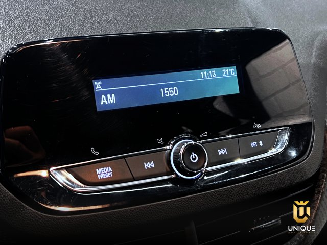Chevrolet Onix 1.0 TURBO FLEX PLUS AUTOMATICO 2022/2023 preto à venda na Unique Automóveis em Indaiatuba — foto 14