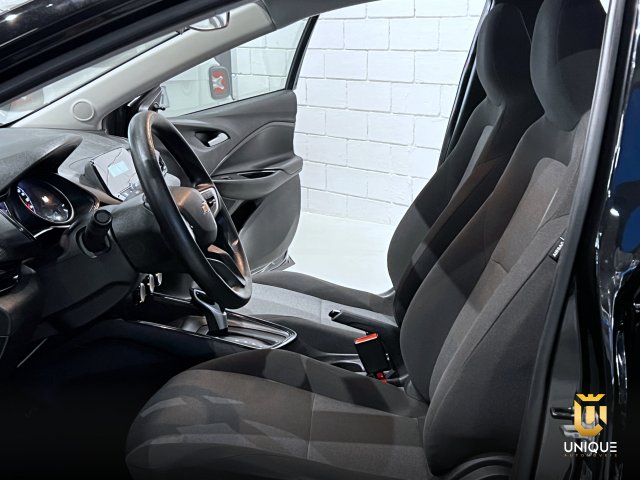 Chevrolet Onix 1.0 TURBO FLEX PLUS AUTOMATICO 2022/2023 preto à venda na Unique Automóveis em Indaiatuba — foto 18