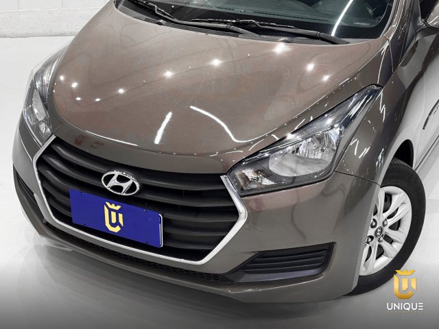 Hyundai Hb20 1.0 COMFORT 12V FLEX 4P MANUAL 2017/2018 marrom à venda na Unique Automóveis em Indaiatuba — foto 3