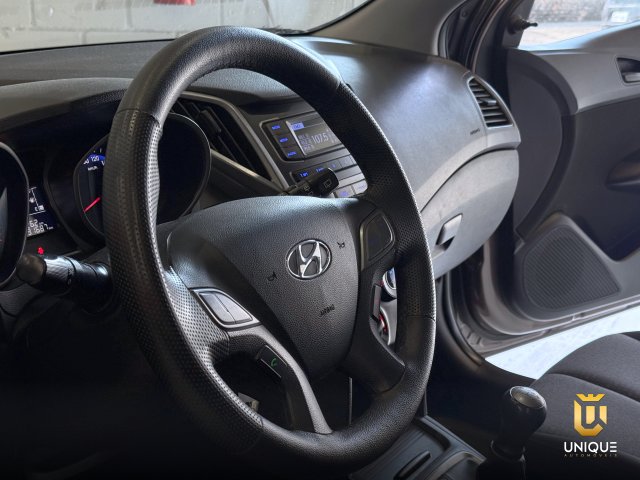 Hyundai Hb20 1.0 COMFORT 12V FLEX 4P MANUAL 2017/2018 marrom à venda na Unique Automóveis em Indaiatuba — foto 11