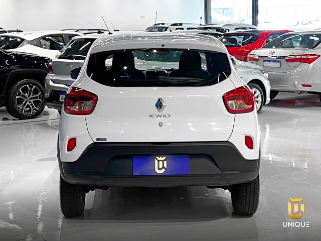 Renault Kwid 1.0 12V SCE FLEX ZEN MANUAL 2023/2024 branco à venda na Unique Automóveis em Indaiatuba — foto 5
