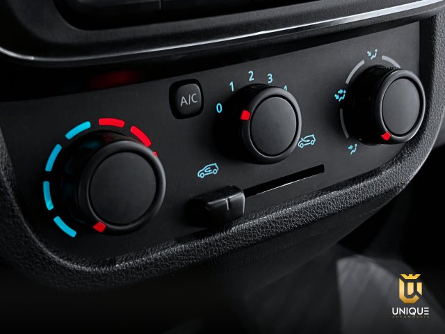 Renault Kwid 1.0 12V SCE FLEX ZEN MANUAL 2023/2024 branco à venda na Unique Automóveis em Indaiatuba — foto 12