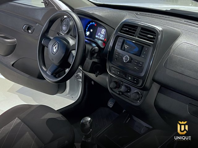 Renault Kwid 1.0 12V SCE FLEX ZEN MANUAL 2023/2024 branco à venda na Unique Automóveis em Indaiatuba — foto 14