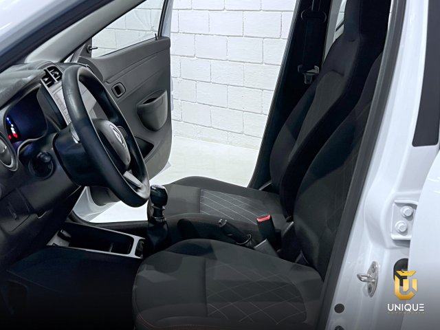 Renault Kwid 1.0 12V SCE FLEX ZEN MANUAL 2023/2024 branco à venda na Unique Automóveis em Indaiatuba — foto 15