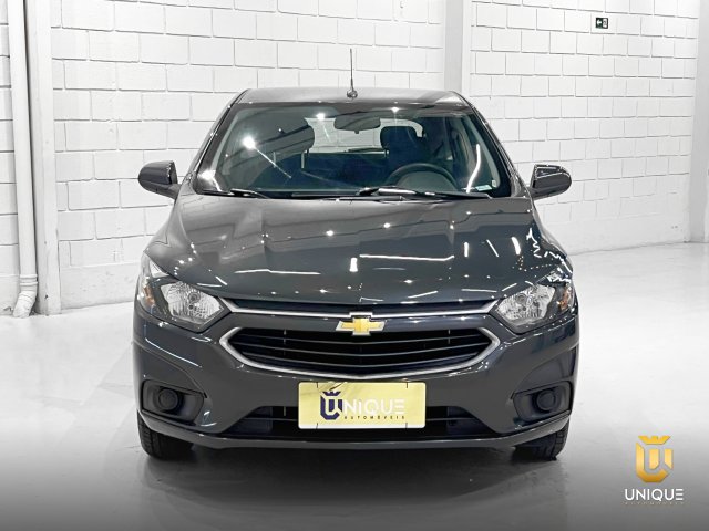 Chevrolet Onix 1.0 MPFI LT 8V FLEX 4P MANUAL 2018 cinza à venda na Unique Automóveis em Indaiatuba — foto 4