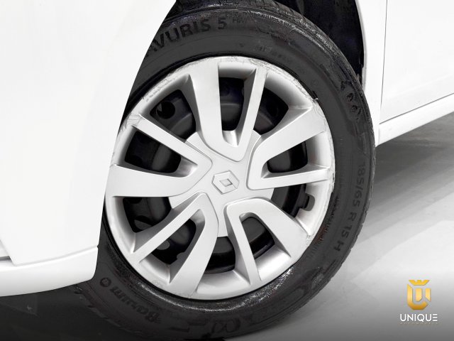Renault Sandero 1.0 12V SCE FLEX LIFE MANUAL 2019/2020 branco à venda na Unique Automóveis em Indaiatuba — foto 8