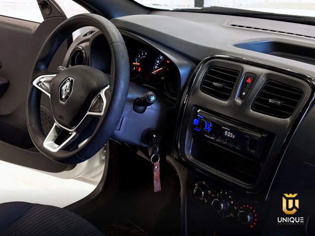 Renault Sandero 1.0 12V SCE FLEX LIFE MANUAL 2019/2020 branco à venda na Unique Automóveis em Indaiatuba — foto 15