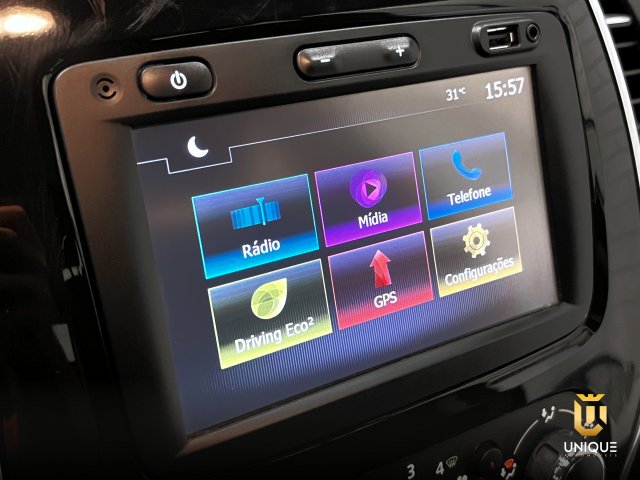 Renault Captur 1.6 16V SCE FLEX ZEN X-TRONIC 2018/2019 branco à venda na Unique Automóveis em Indaiatuba — foto 14