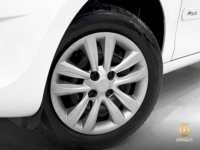 Fiat Palio 1.0 MPI ATTRACTIVE 8V FLEX 4P MANUAL 2014/2015 branco à venda na Unique Automóveis em Indaiatuba — foto 9