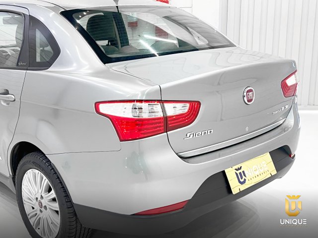 Fiat Grand Siena 1.6 MPI ESSENCE 16V FLEX 4P MANUAL 2013 cinza à venda na Unique Automóveis em Indaiatuba — foto 6