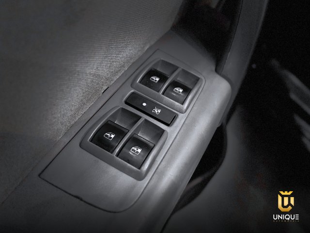 Fiat Grand Siena 1.6 MPI ESSENCE 16V FLEX 4P MANUAL 2013 cinza à venda na Unique Automóveis em Indaiatuba — foto 13