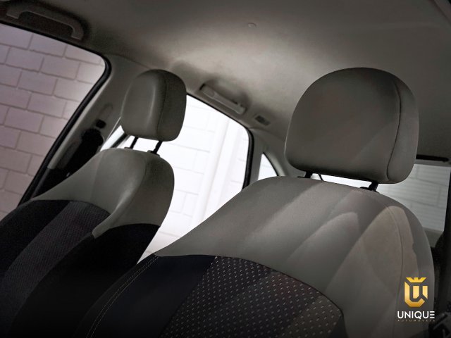 Fiat Grand Siena 1.6 MPI ESSENCE 16V FLEX 4P MANUAL 2013 cinza à venda na Unique Automóveis em Indaiatuba — foto 18