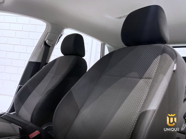 Volkswagen Polo 1.6 MSI TOTAL FLEX MANUAL 2019/2020 preto à venda na Unique Automóveis em Indaiatuba — foto 18