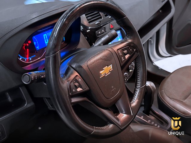 Chevrolet Cobalt 1.8 MPFI LTZ 8V FLEX 4P AUTOMÁTICO 2015/2016 branco à venda na Unique Automóveis em Indaiatuba — foto 15
