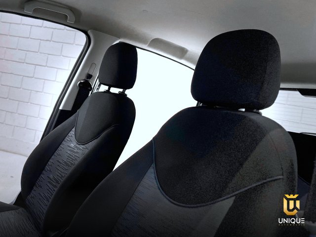 Fiat Uno 1.0 FIREFLY FLEX ATTRACTIVE 4P MANUAL 2016/2017 prata à venda na Unique Automóveis em Indaiatuba — foto 16