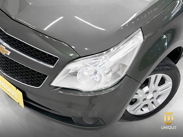 Chevrolet Agile 1.4 MPFI LTZ 8V FLEX 4P MANUAL 2010/2011 verde à venda na Unique Automóveis em Indaiatuba — foto 3