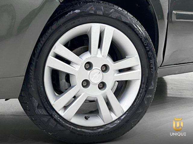Chevrolet Agile 1.4 MPFI LTZ 8V FLEX 4P MANUAL 2010/2011 verde à venda na Unique Automóveis em Indaiatuba — foto 7