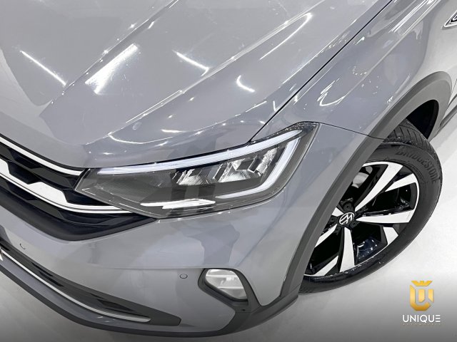 Volkswagen Nivus 1.0 200 TSI TOTAL FLEX HIGHLINE AUTOMÁTICO 2020/2021 cinza à venda na Unique Automóveis em Indaiatuba — foto 3
