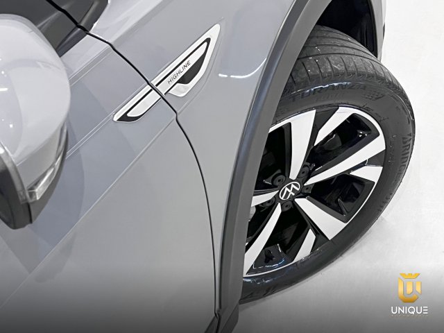 Volkswagen Nivus 1.0 200 TSI TOTAL FLEX HIGHLINE AUTOMÁTICO 2020/2021 cinza à venda na Unique Automóveis em Indaiatuba — foto 8