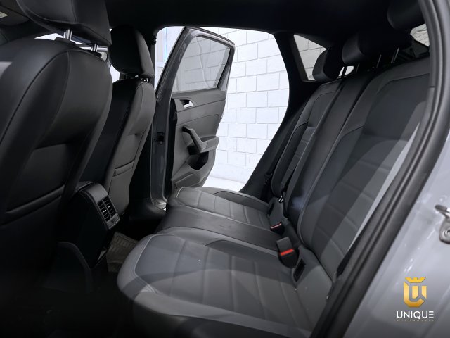 Volkswagen Nivus 1.0 200 TSI TOTAL FLEX HIGHLINE AUTOMÁTICO 2020/2021 cinza à venda na Unique Automóveis em Indaiatuba — foto 18