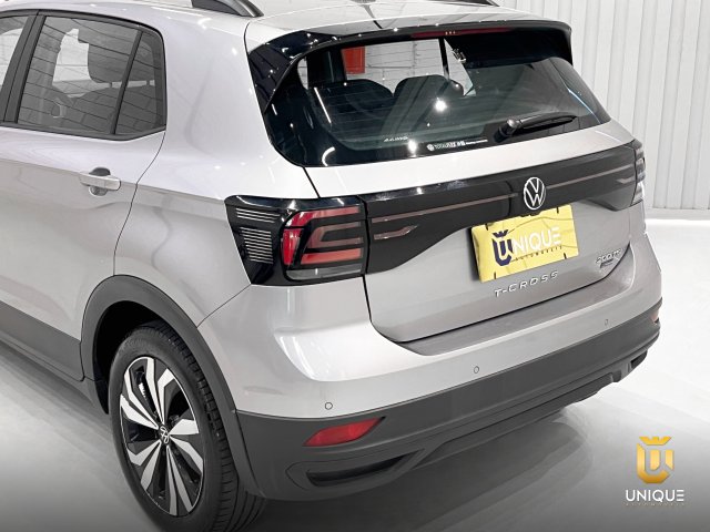 Volkswagen T-cross 1.0 200 TSI TOTAL FLEX AUTOMÁTICO 2023/2024 prata à venda na Unique Automóveis em Indaiatuba — foto 6