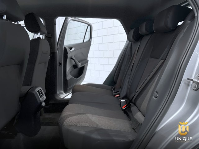 Volkswagen T-cross 1.0 200 TSI TOTAL FLEX AUTOMÁTICO 2023/2024 prata à venda na Unique Automóveis em Indaiatuba — foto 17