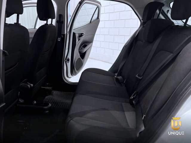 Fiat Argo 1.0 DRIVE FIREFLY FLEX MANUAL 2018/2019 branco à venda na Unique Automóveis em Indaiatuba — foto 19