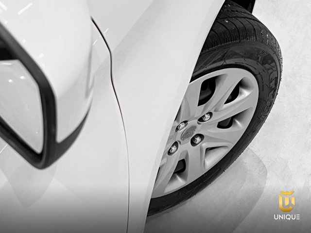 Ford Ka 1.0 TI-VCT FLEX SE MANUAL 2018/2019 branco à venda na Unique Automóveis em Indaiatuba — foto 8