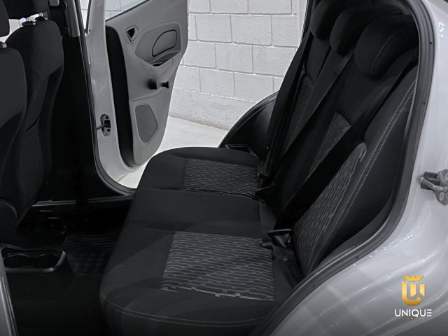 Ford Ka 1.0 TI-VCT FLEX SE MANUAL 2018/2019 branco à venda na Unique Automóveis em Indaiatuba — foto 18