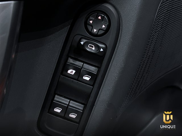 Citroën C3 1.5 TENDANCE 8V FLEX 4P MANUAL 2015 vermelho à venda na Unique Automóveis em Indaiatuba — foto 13