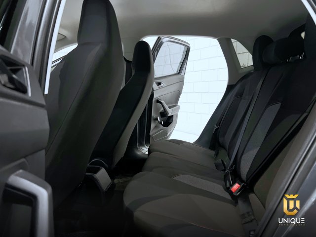 Volkswagen Polo 1.0 MPI TRACK MANUAL 2024/2025 cinza à venda na Unique Automóveis em Indaiatuba — foto 20