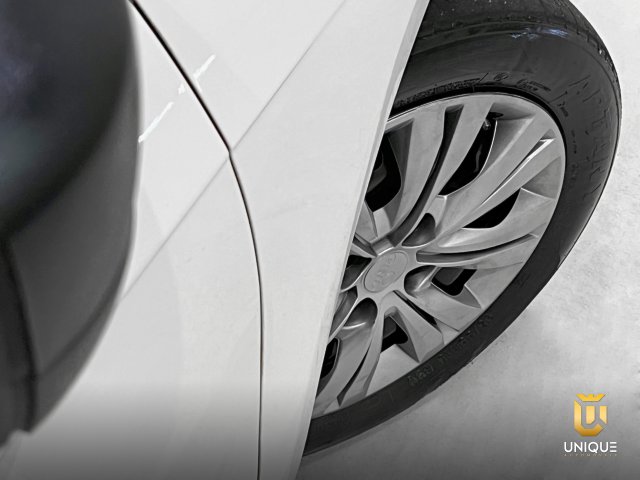 Volkswagen Voyage 1.6 MSI TOTALFLEX 4P MANUAL 2021/2022 branco à venda na Unique Automóveis em Indaiatuba — foto 8